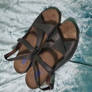 Wolky Pica slingback platform sandals